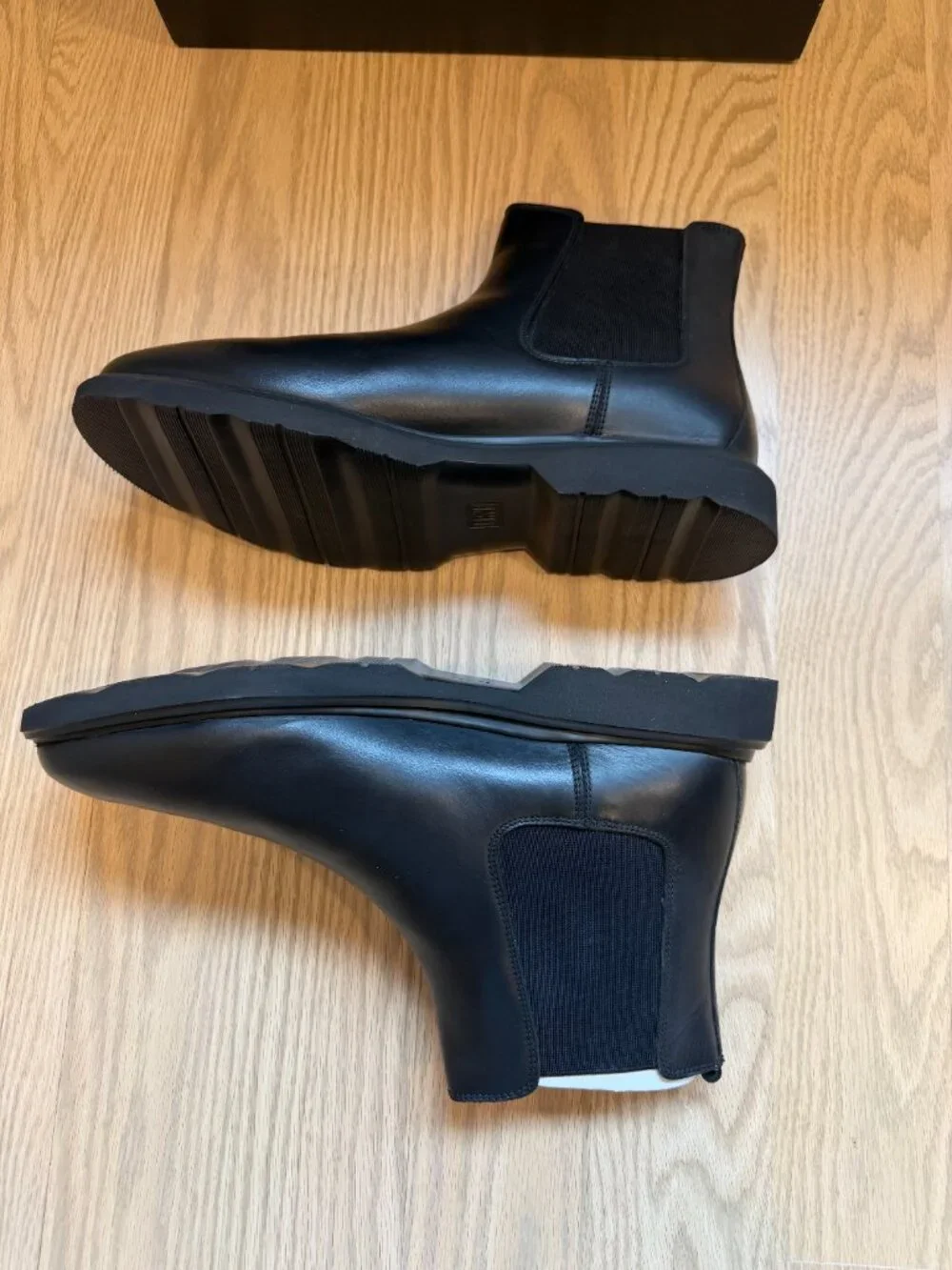Men's Frye Connor Chelsea Black Leather Boots (Size 10.5 M)